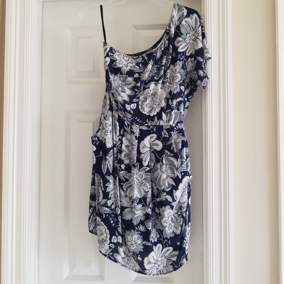 Mind Code Dresses & Skirts - AZWELL: One shoulder Dress w/ POCKETS!!